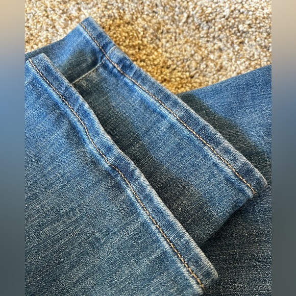 SOLD! - Picture 8 of 9